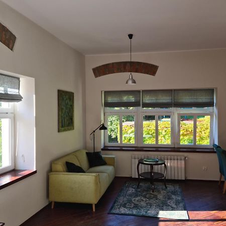 Srebrna Góra Apartament W Starej Szkole 아파트 외부 사진