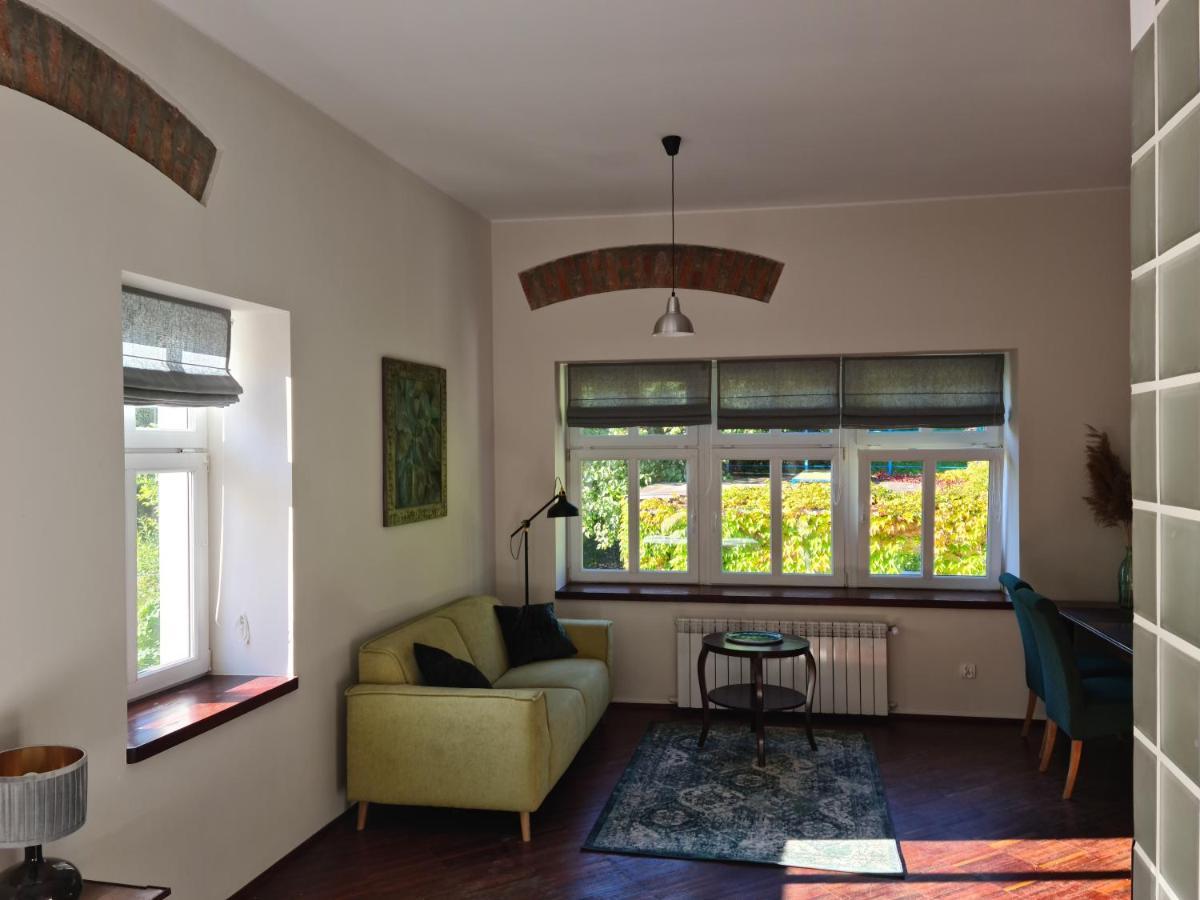 Srebrna Góra Apartament W Starej Szkole 아파트 외부 사진